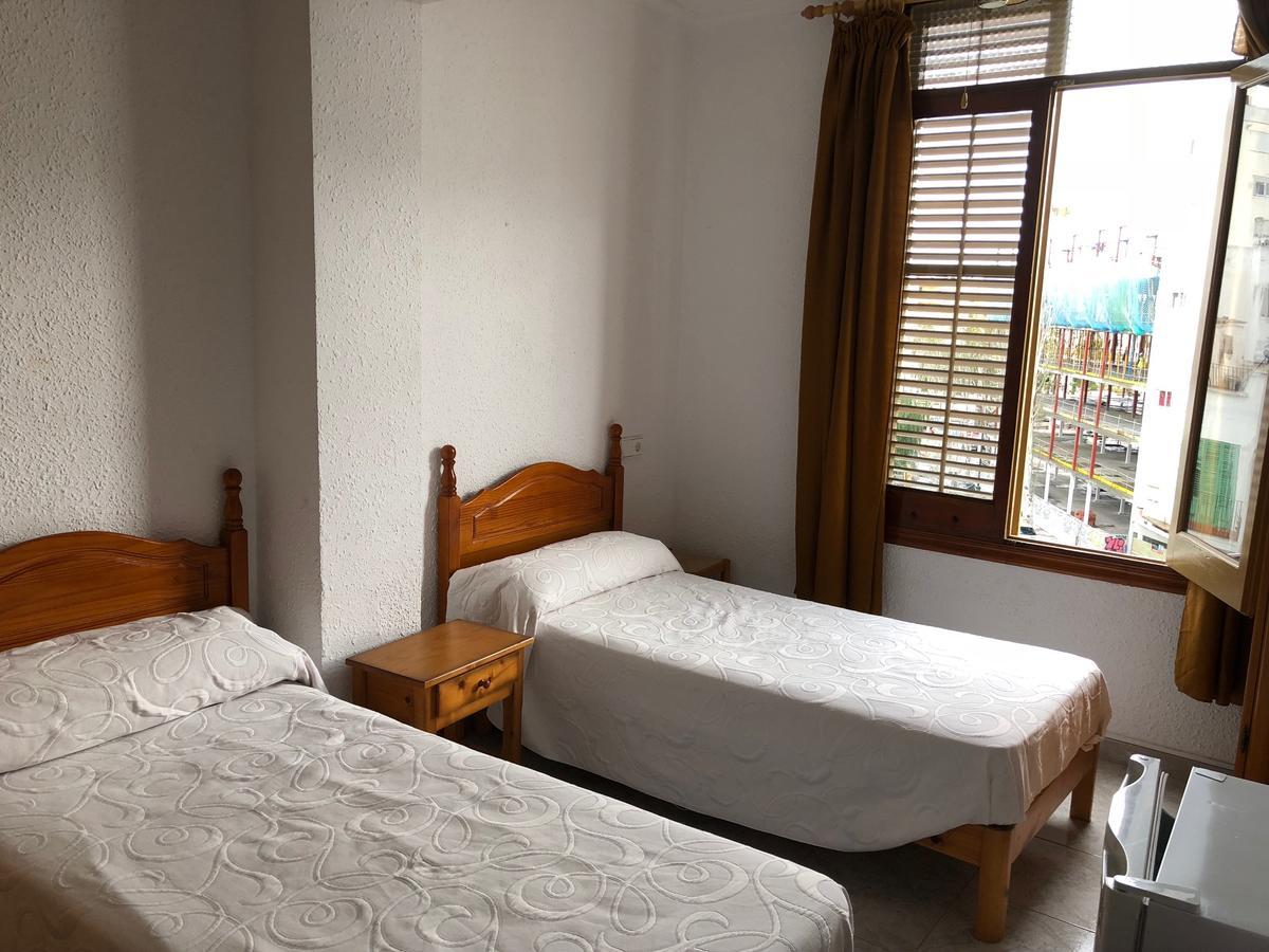 Casa De Huespedes El Almendro Hotel Ibiza Town Luaran gambar