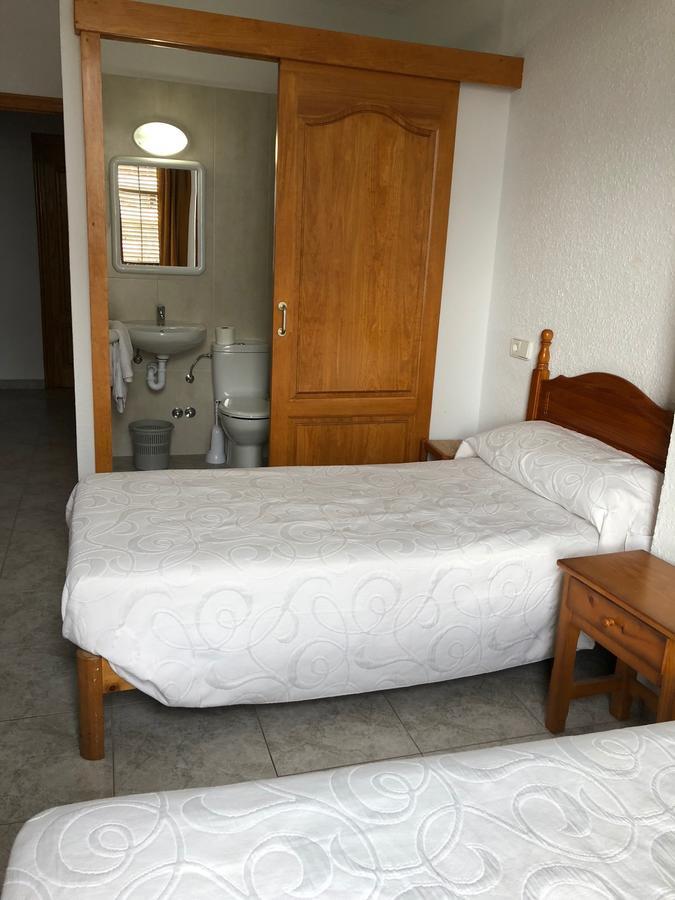 Casa De Huespedes El Almendro Hotel Ibiza Town Luaran gambar